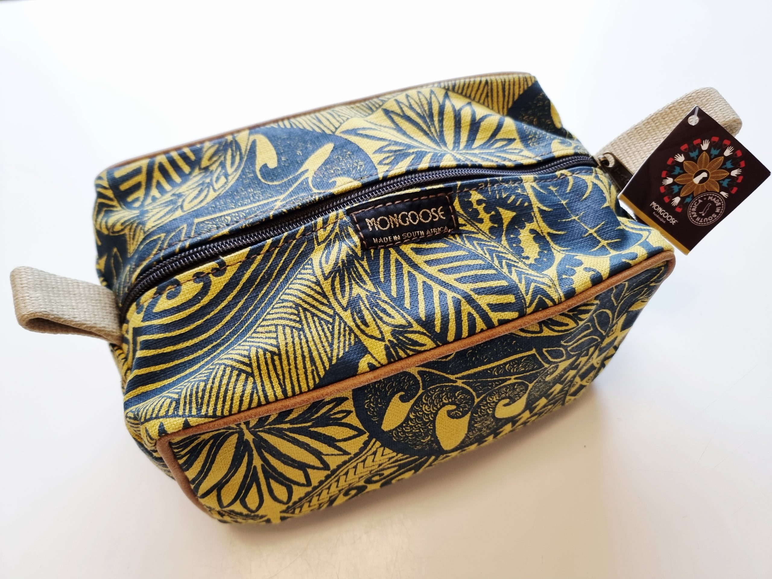 Toalettilaukku - Image 21