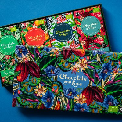 Chocolate and Love lahjarasia Blue Oasis